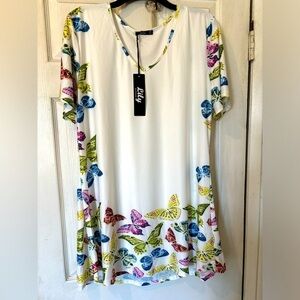Lily NWOT Short Sleeve Multi Colored Butterfly Top
